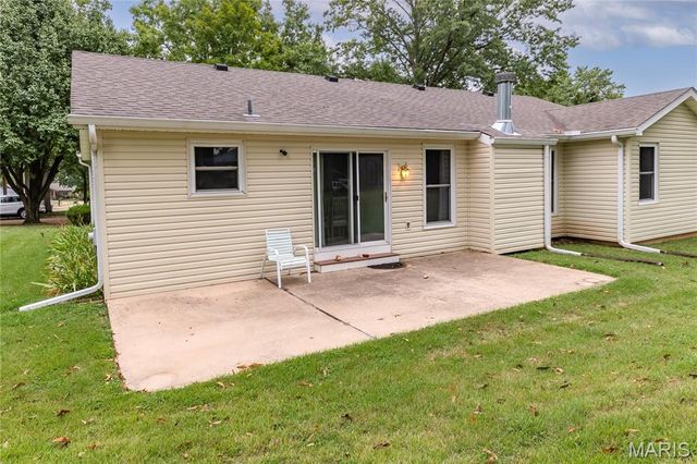 6501 Suson Oaks Drive, St Louis, MO 63128