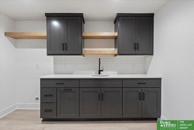 5717 N 198th Street, Elkhorn, NE 68022