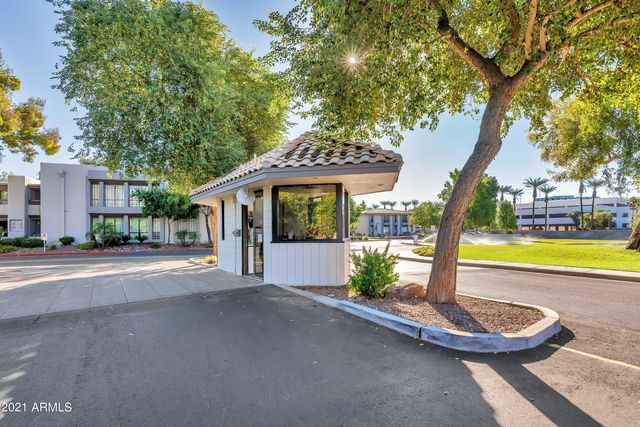 5221 N 24TH Street 106, Phoenix, AZ 85016