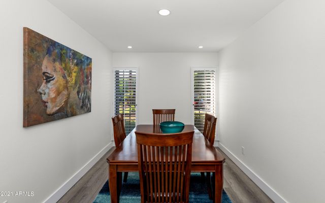 5221 N 24TH Street 106, Phoenix, AZ 85016