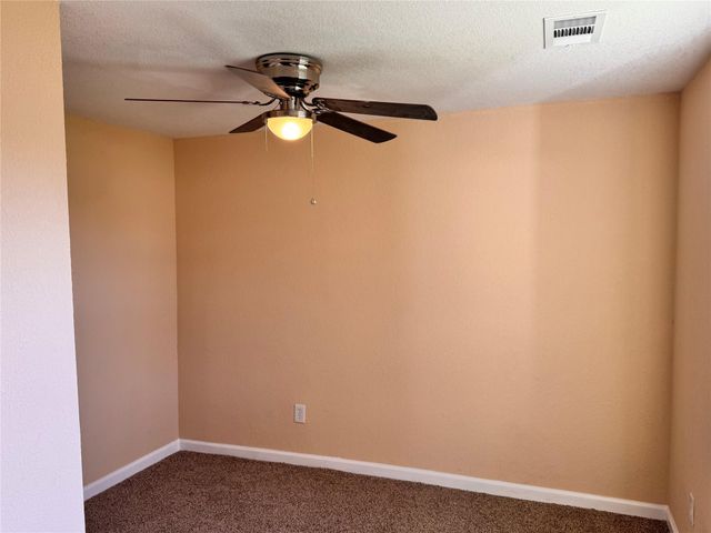 2820 Moore Avenue, Bay City, TX 77414