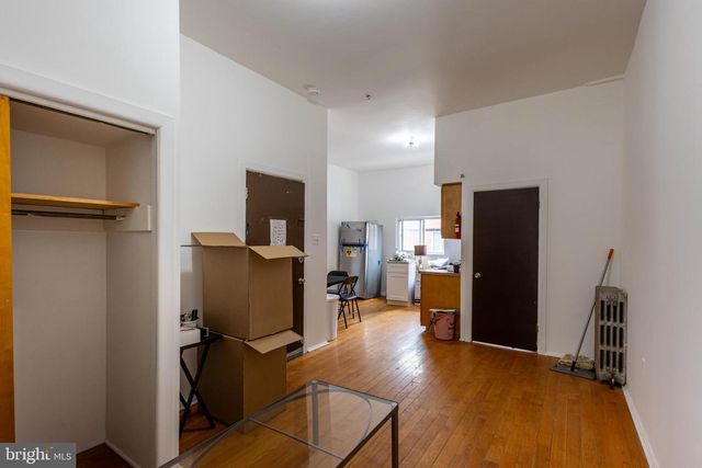 1402 S 2ND ST, Philadelphia, PA 19147