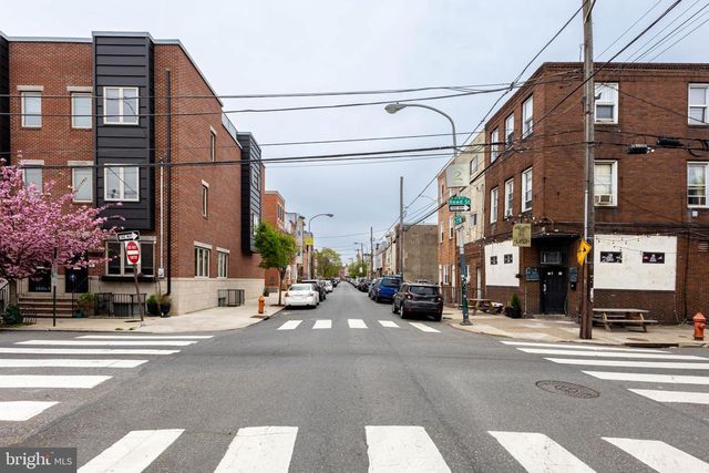 1402 S 2ND ST, Philadelphia, PA 19147