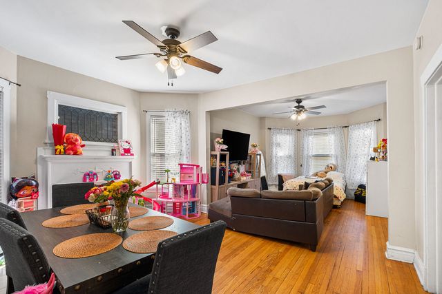 4535 N Spaulding Avenue, Chicago, IL 60625