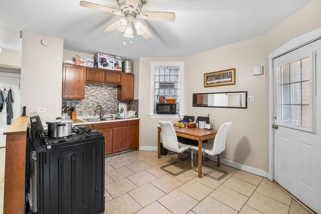 4535 N Spaulding Avenue, Chicago, IL 60625