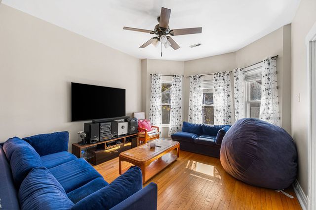 4535 N Spaulding Avenue, Chicago, IL 60625