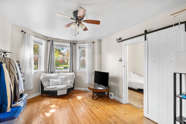 4535 N Spaulding Avenue, Chicago, IL 60625