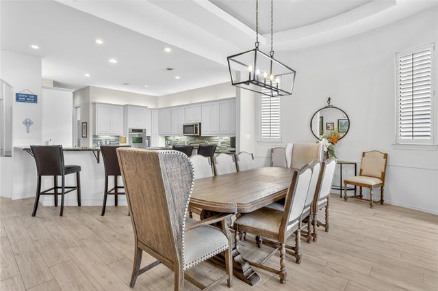 223 Dominion DR, Horseshoe Bay, TX 78657