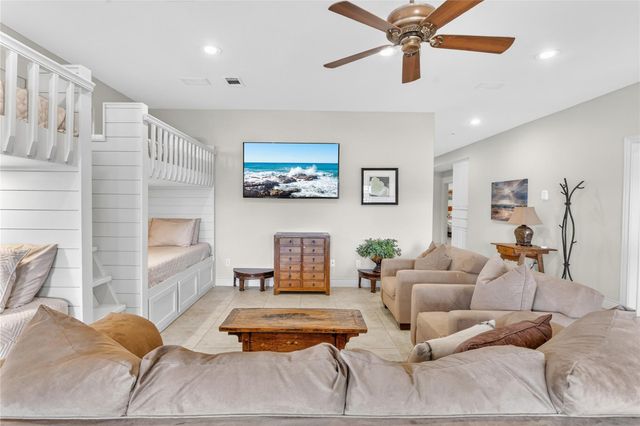 223 Dominion DR, Horseshoe Bay, TX 78657