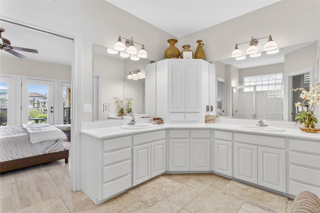 223 Dominion DR, Horseshoe Bay, TX 78657