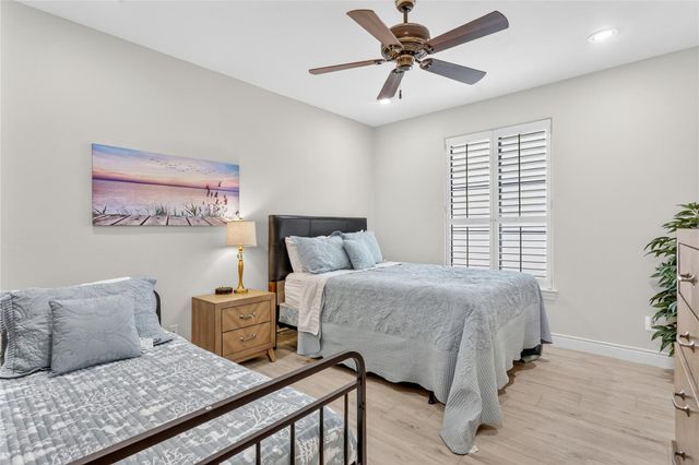 223 Dominion DR, Horseshoe Bay, TX 78657