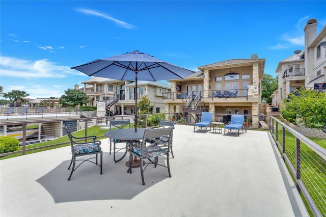 223 Dominion DR, Horseshoe Bay, TX 78657