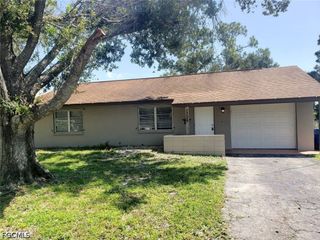1306 Hibiscus DR, Cape Coral, FL 33909