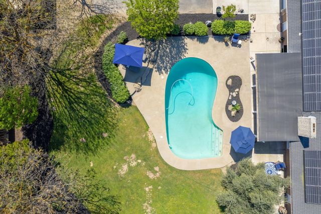 5650 S De Wolf Ave, Fowler, CA 93625