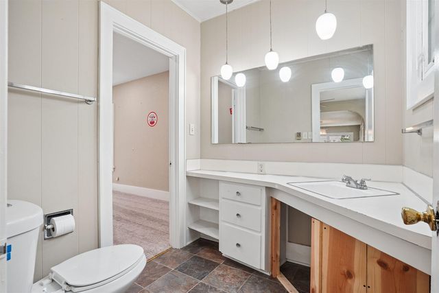 125 Home Park Boulevard, Waterloo, IA 50701