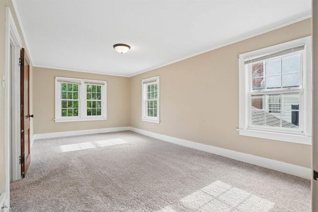 125 Home Park Boulevard, Waterloo, IA 50701