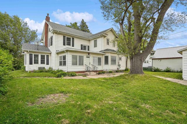 125 Home Park Boulevard, Waterloo, IA 50701