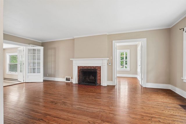 125 Home Park Boulevard, Waterloo, IA 50701