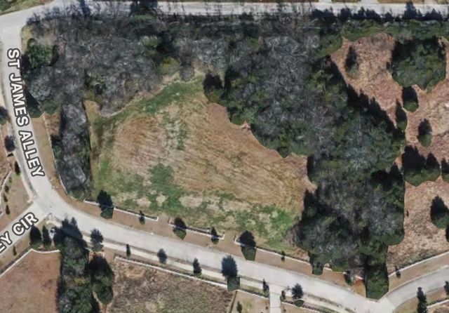 3 St. James Alley, Sunnyvale, TX 75182