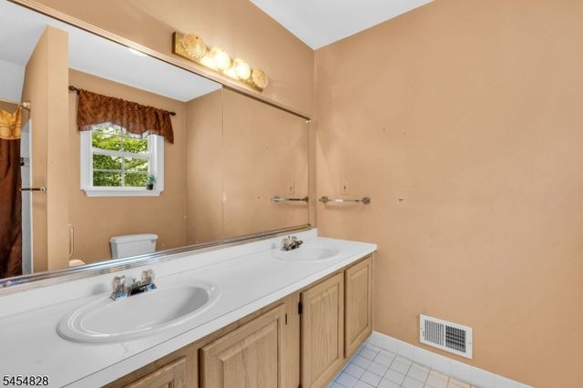76 Whitehead Road, Bridgewater Twp., NJ 08807