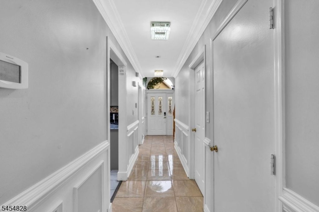 76 Whitehead Road, Bridgewater Twp., NJ 08807 — photo 4