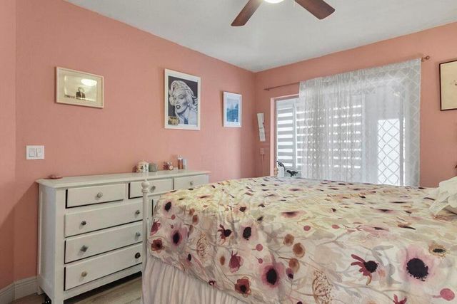 2920 Lake Osborne Drive 103, Lake Worth Beach, FL 33461