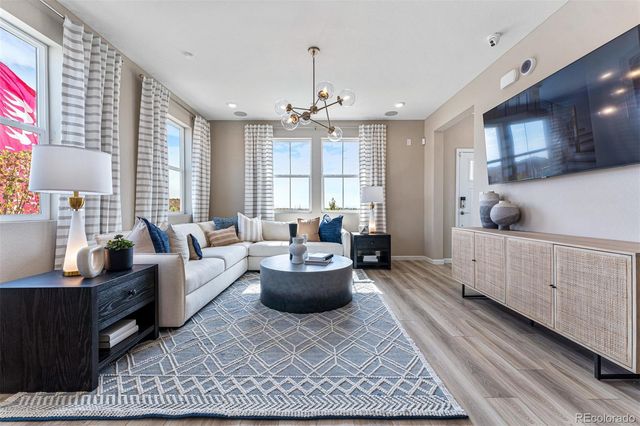 3283 N Catawba Way, Aurora, CO 80019