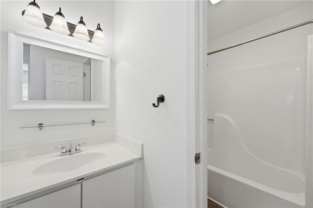 1121 Sherwood Drive 10, Burlington, NC 27215