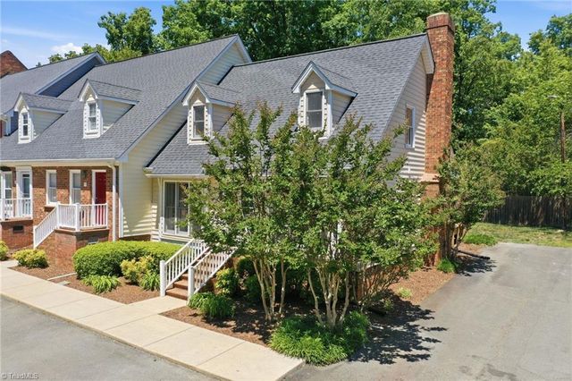 1121 Sherwood Drive 10, Burlington, NC 27215