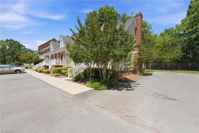 1121 Sherwood Drive 10, Burlington, NC 27215