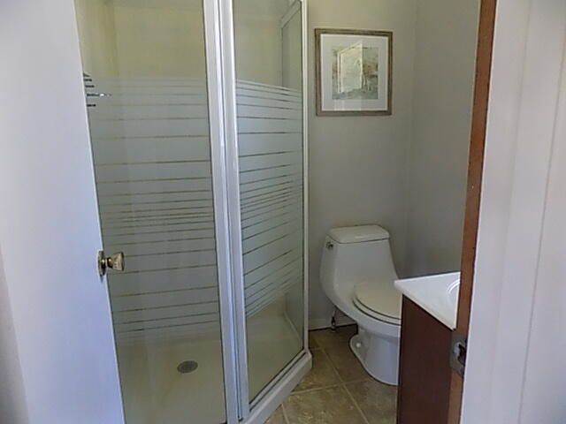 1634 S St Charles Avenue, Springfield, MO 65804