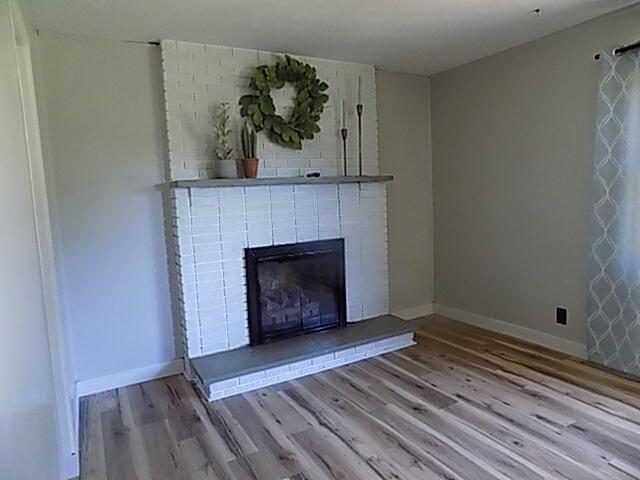 1634 S St Charles Avenue, Springfield, MO 65804