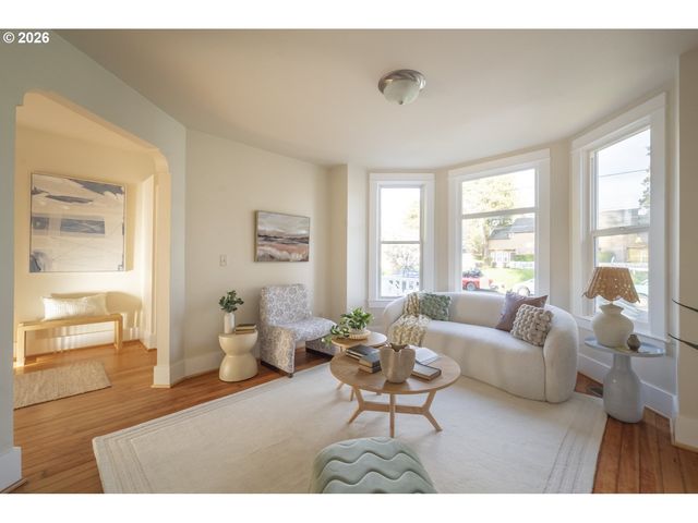 4057 N BORTHWICK Ave, Portland, OR 97227