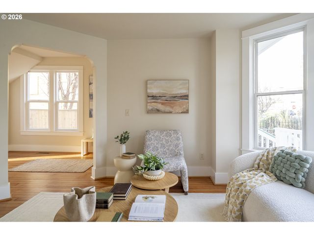 4057 N BORTHWICK Ave, Portland, OR 97227