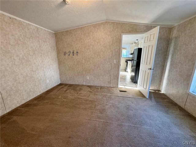 316 Mary St, Frankfort, NY 13340