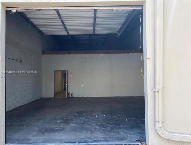 10411 NW 28th St, Doral, FL 33172