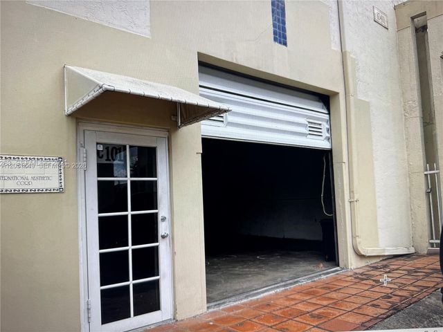 10411 NW 28th St, Doral, FL 33172