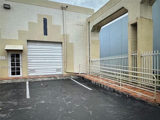 10411 NW 28th St, Doral, FL 33172