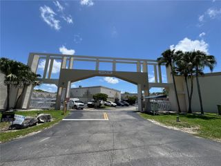 10411 NW 28th St, Doral, FL 33172