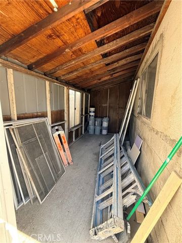 7731 Ferncola Avenue, Sun Valley (los Angeles), CA 91352