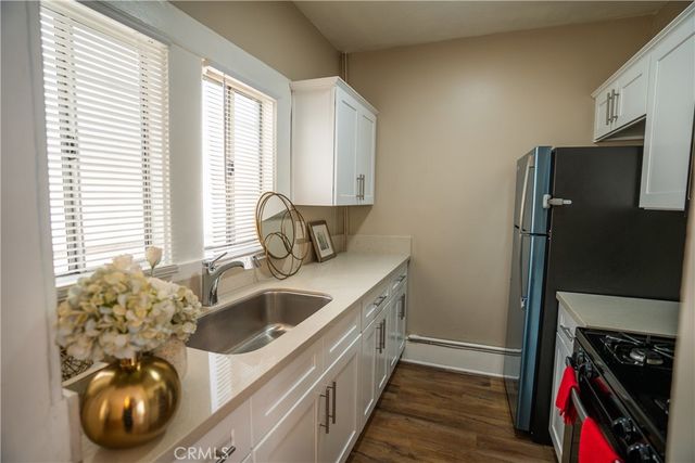 936 Olive Avenue, Long Beach, CA 90813