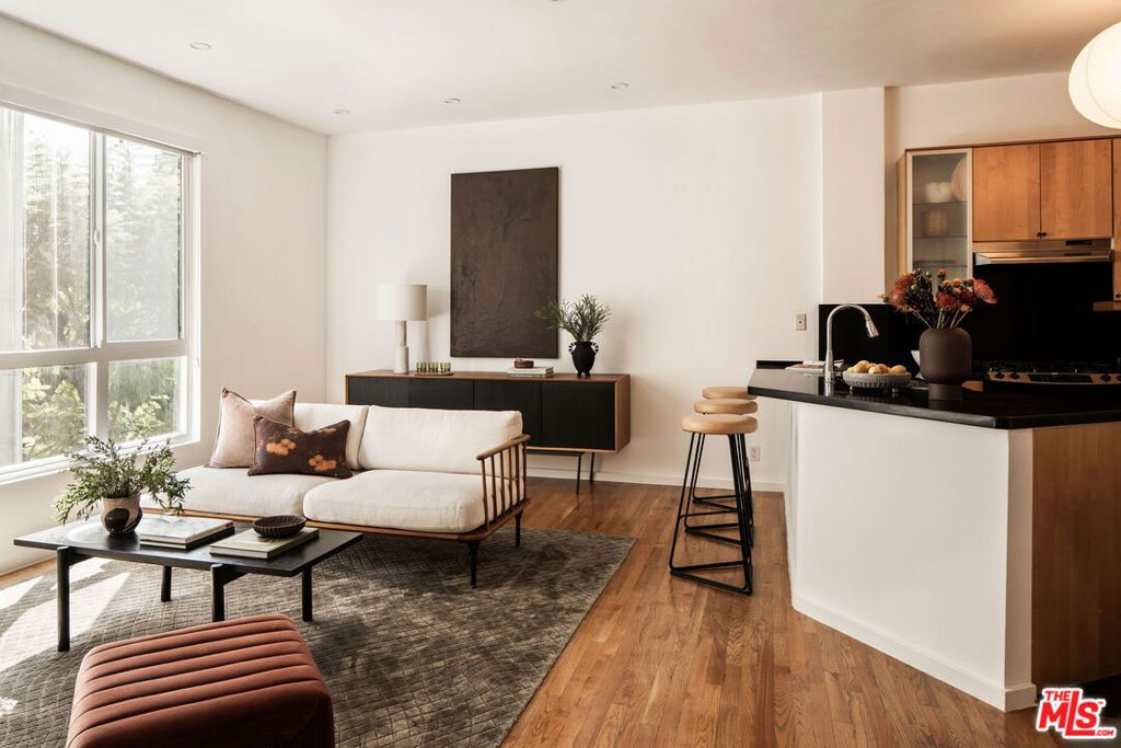 1260 N Kings Road 2, West Hollywood, CA 90069 — photo 5