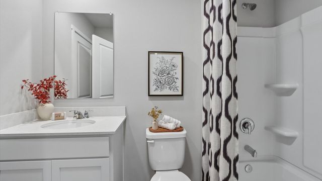 1403 S Banks Street, West Des Moines, IA 50263