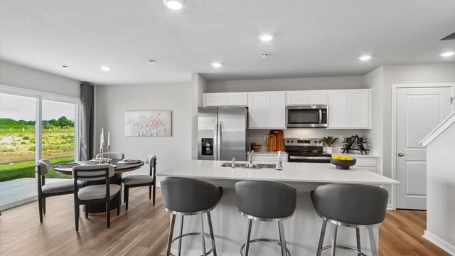 1403 S Banks Street, West Des Moines, IA 50263