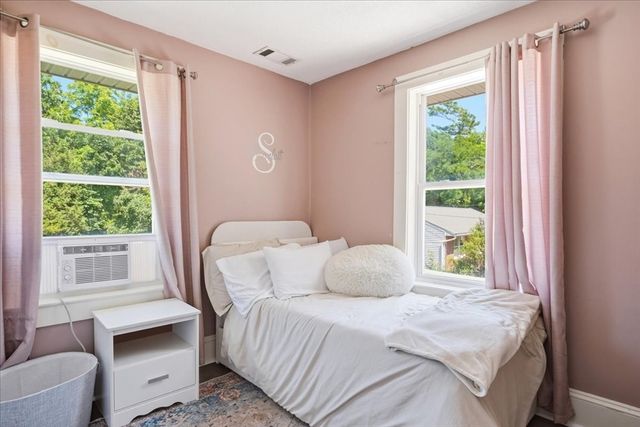 492 State Rd, Plymouth, MA 02360