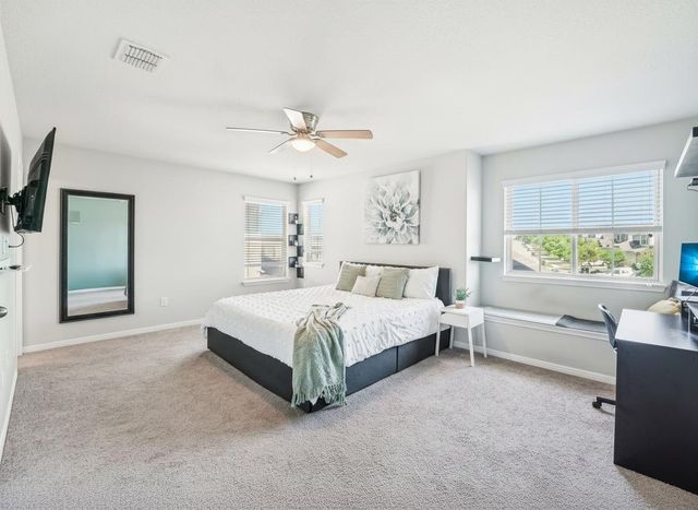 5303 Marsh LN, Buda, TX 78610