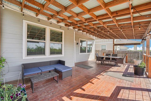 5303 Marsh LN, Buda, TX 78610