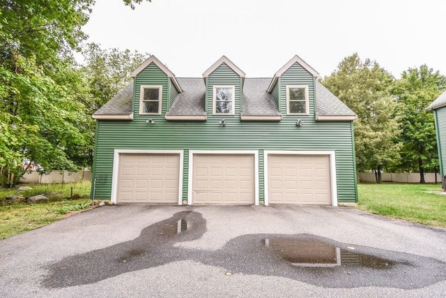 5 Lane Ave, Bedford, MA 01730