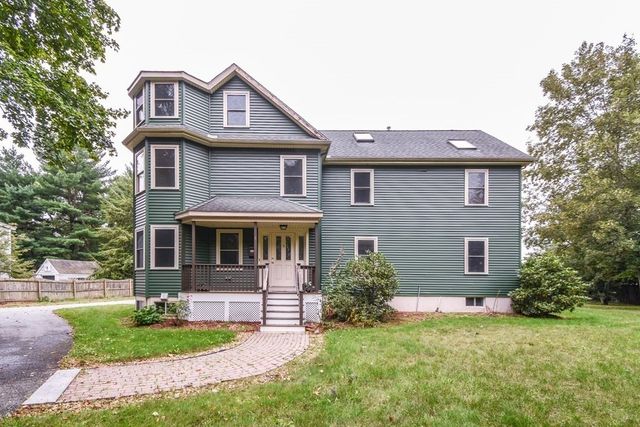 5 Lane Ave, Bedford, MA 01730