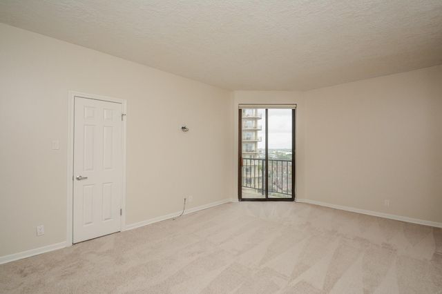 3350 Mccue Road 1302, Houston, TX 77056